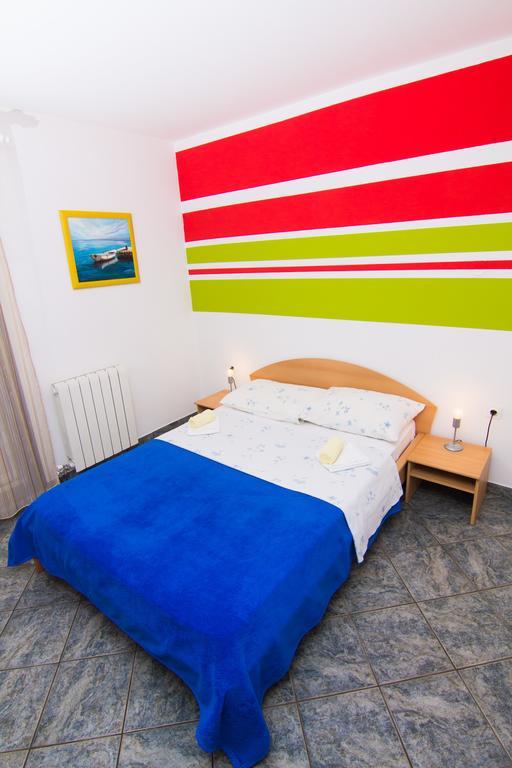 Apartmani Zuzic Krk Town Pokoj fotografie